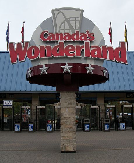 Wonderland Entrance